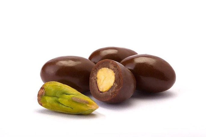 //mahireeyvallah.myshopify.com/cdn/shop/files/antep-fistikli-draje-14_684x752.jpg?v=1698131551